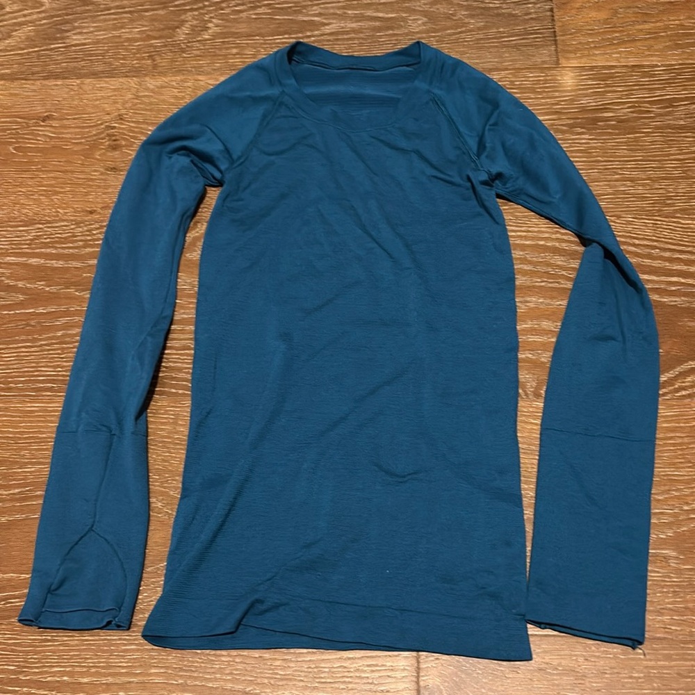 Lululemon swiftly tech long sleeve